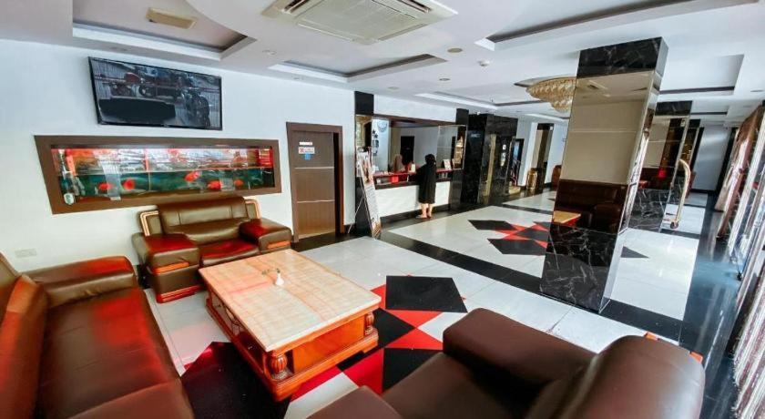 Lucky Star Hotel Nagoya Dış mekan fotoğraf